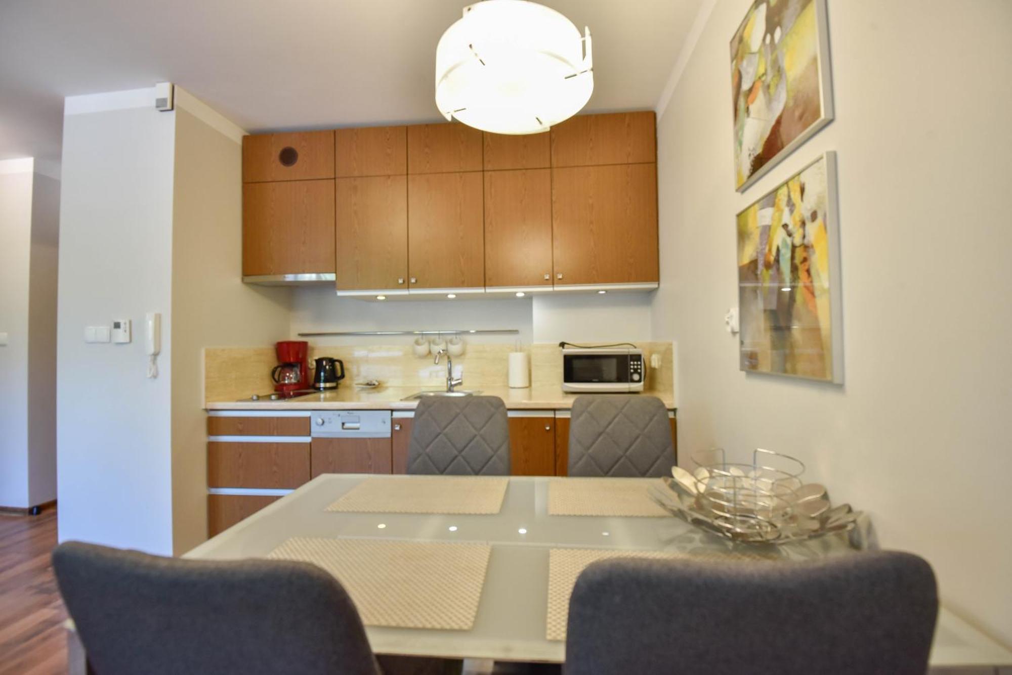 Świnoujście Apartamenty Mistral Z Parkingiem - Promenada & Morze - Apartamenty Na Wyspie מראה חיצוני תמונה